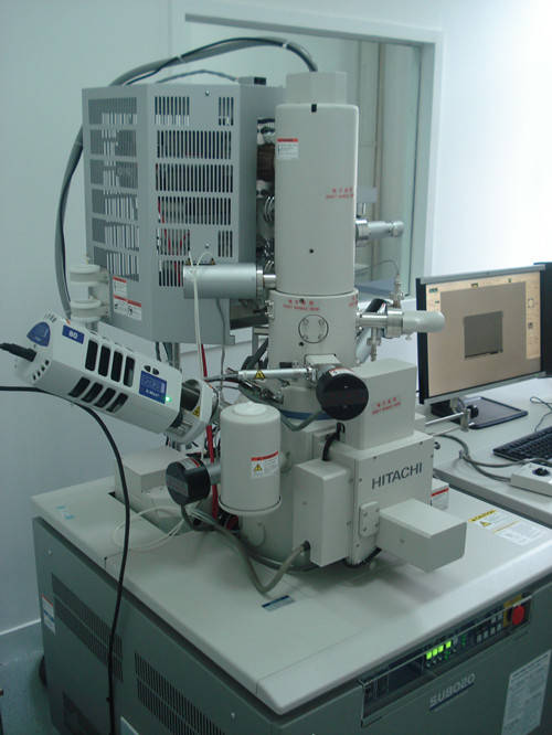 高分辨冷场发射扫描电子显微镜投入运行并开通网上预约